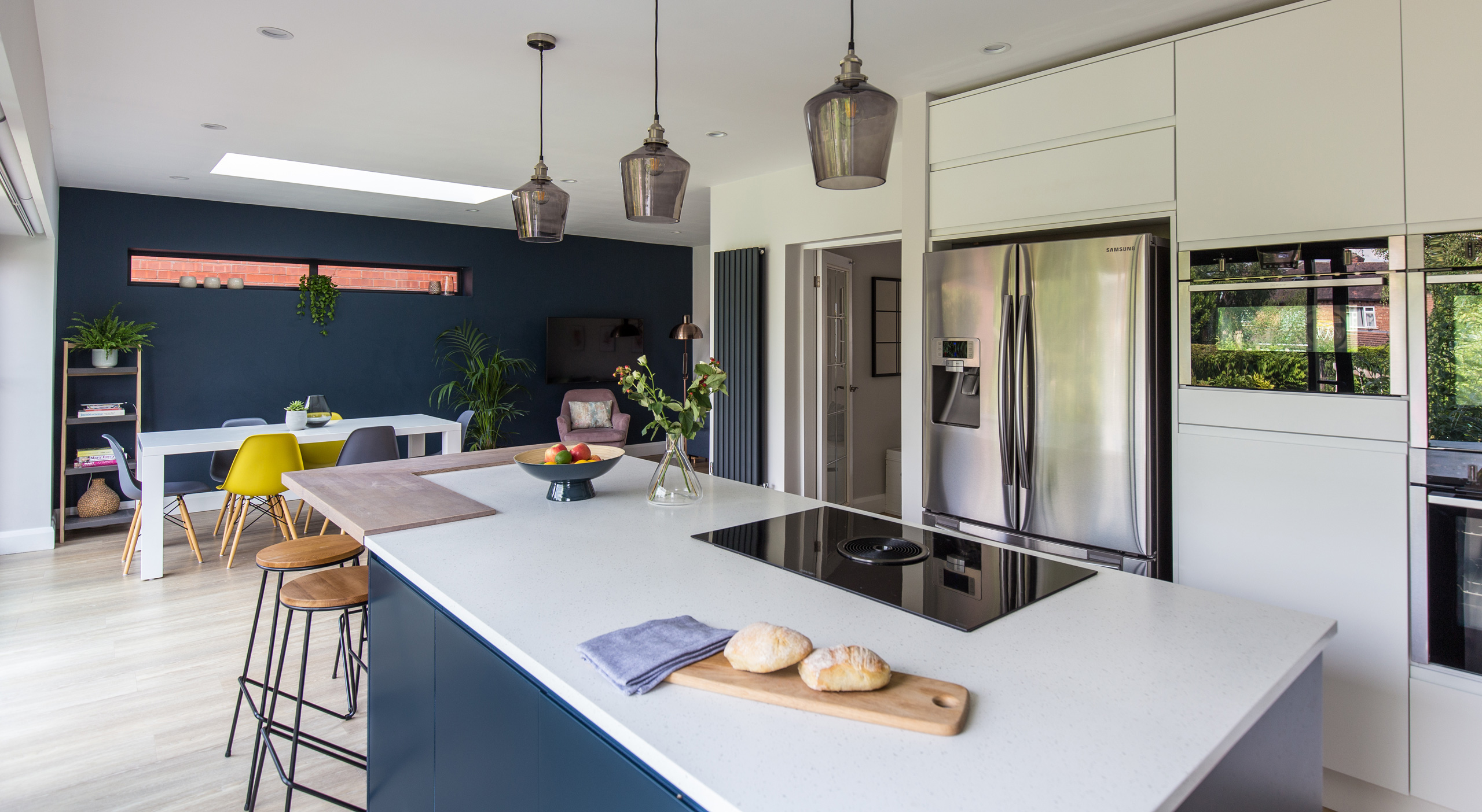 Family time | Kitchen island view 2 | Bolthole Design